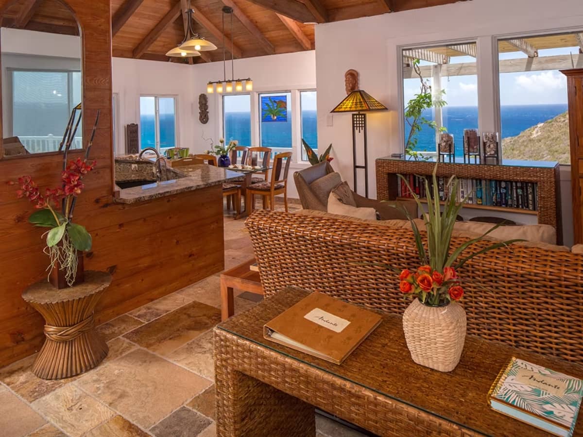 Andante By The Sea living room