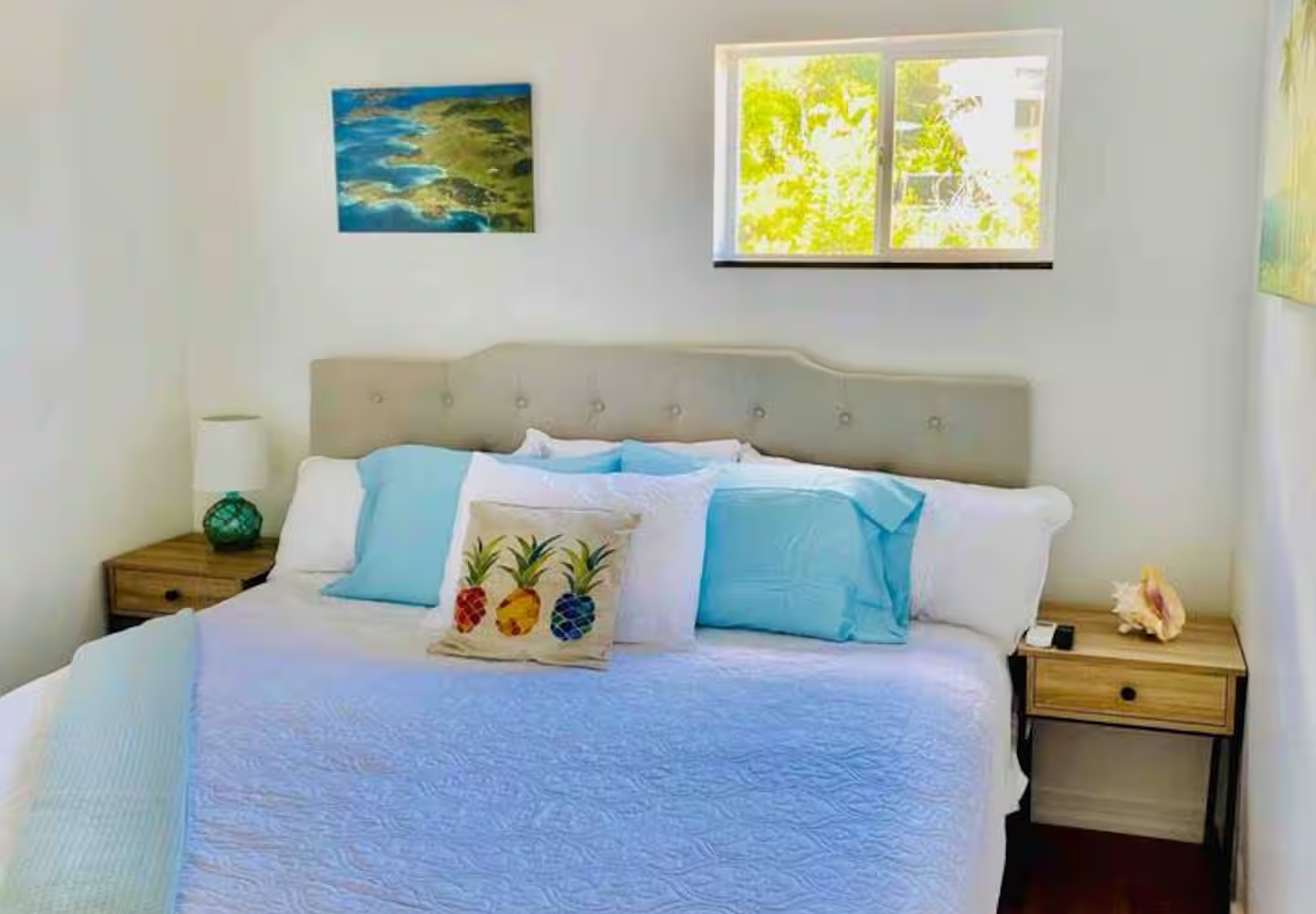 Ocean Cottage bedroom